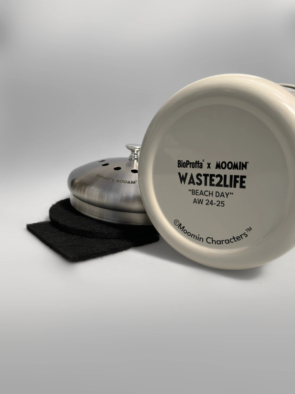 BioProffa X Moomin WASTE2LIFE "Beach Life" Biojäteastia 4 L, hiekka