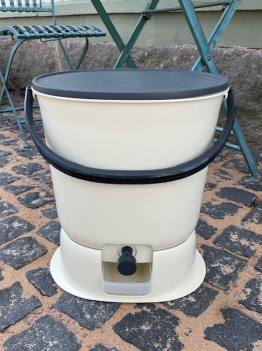 Bokashi Kitchen composter Essential + 1kg bokashi grit, Vanilla, 15 liters + 1 kg grit